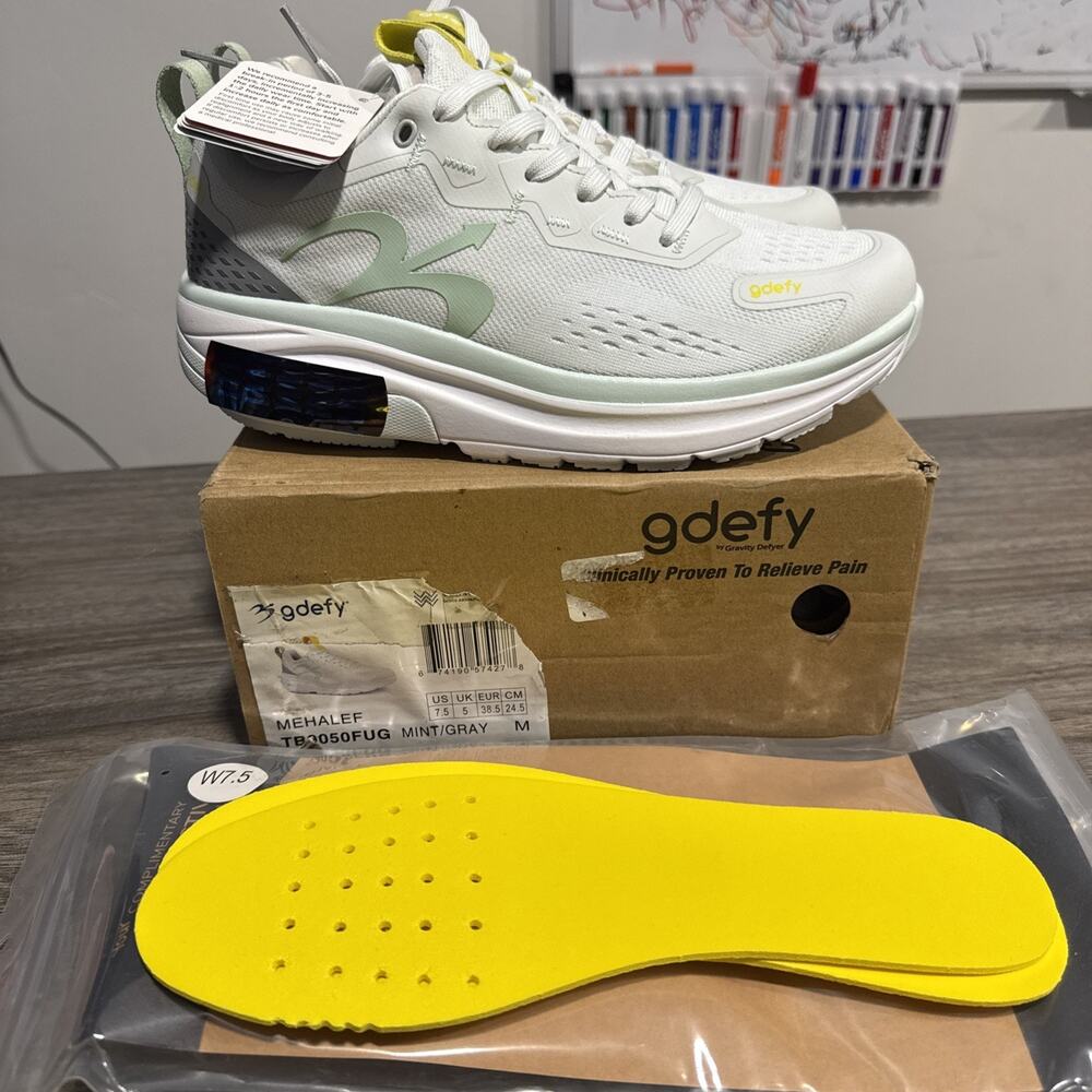 Gravity Defyer Women's Size 7.5 GDEFY Mehalef Hybrid Versoshock Mint